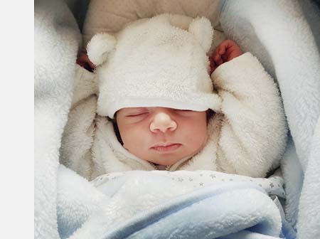 Aantal slaapuren pasgeboren baby