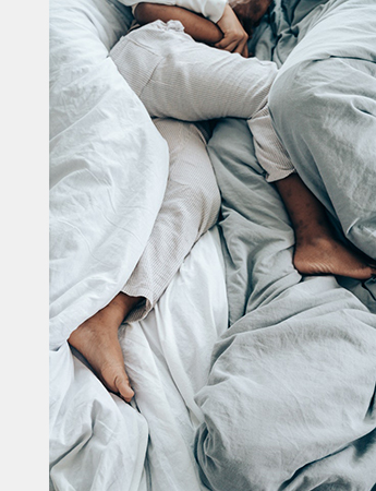 slapen in pyjama
